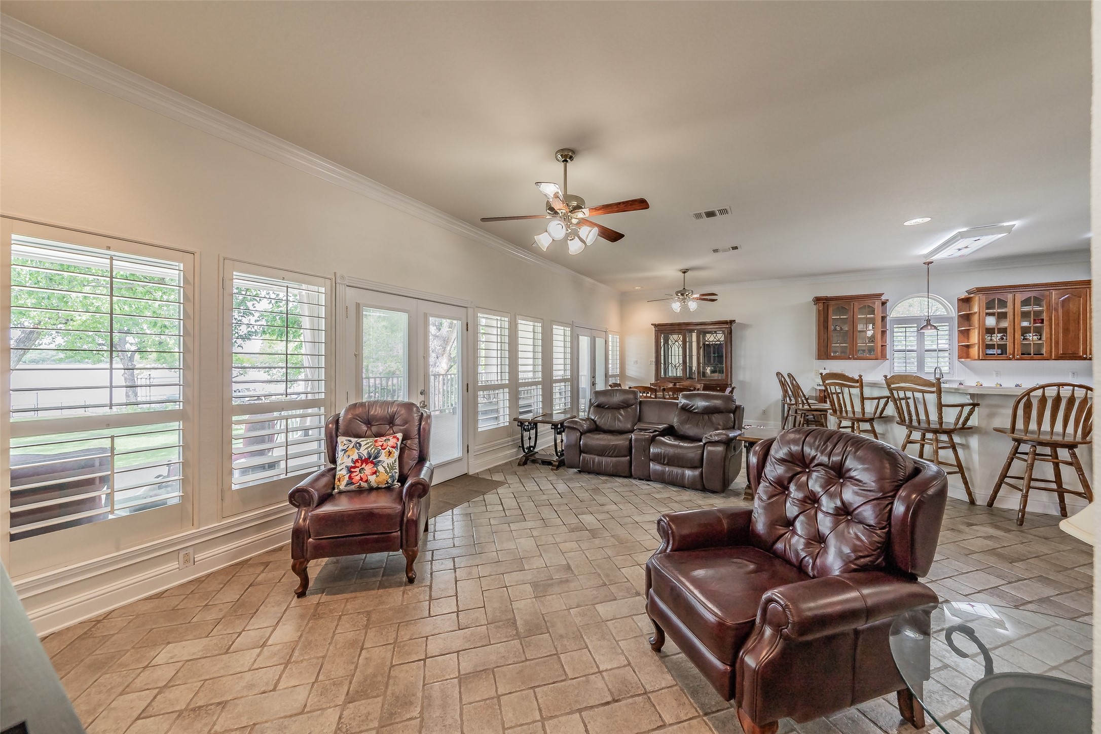 393 County Road 4874 Newark TX 76071
