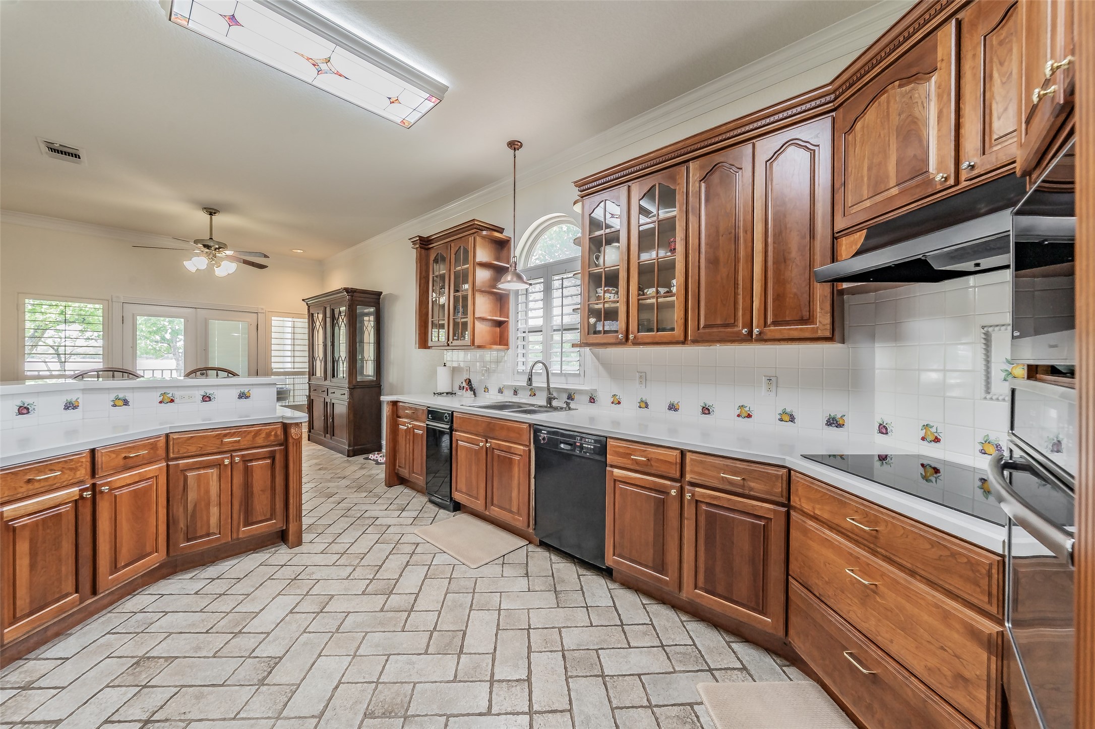 393 County Road 4874 Newark TX 76071