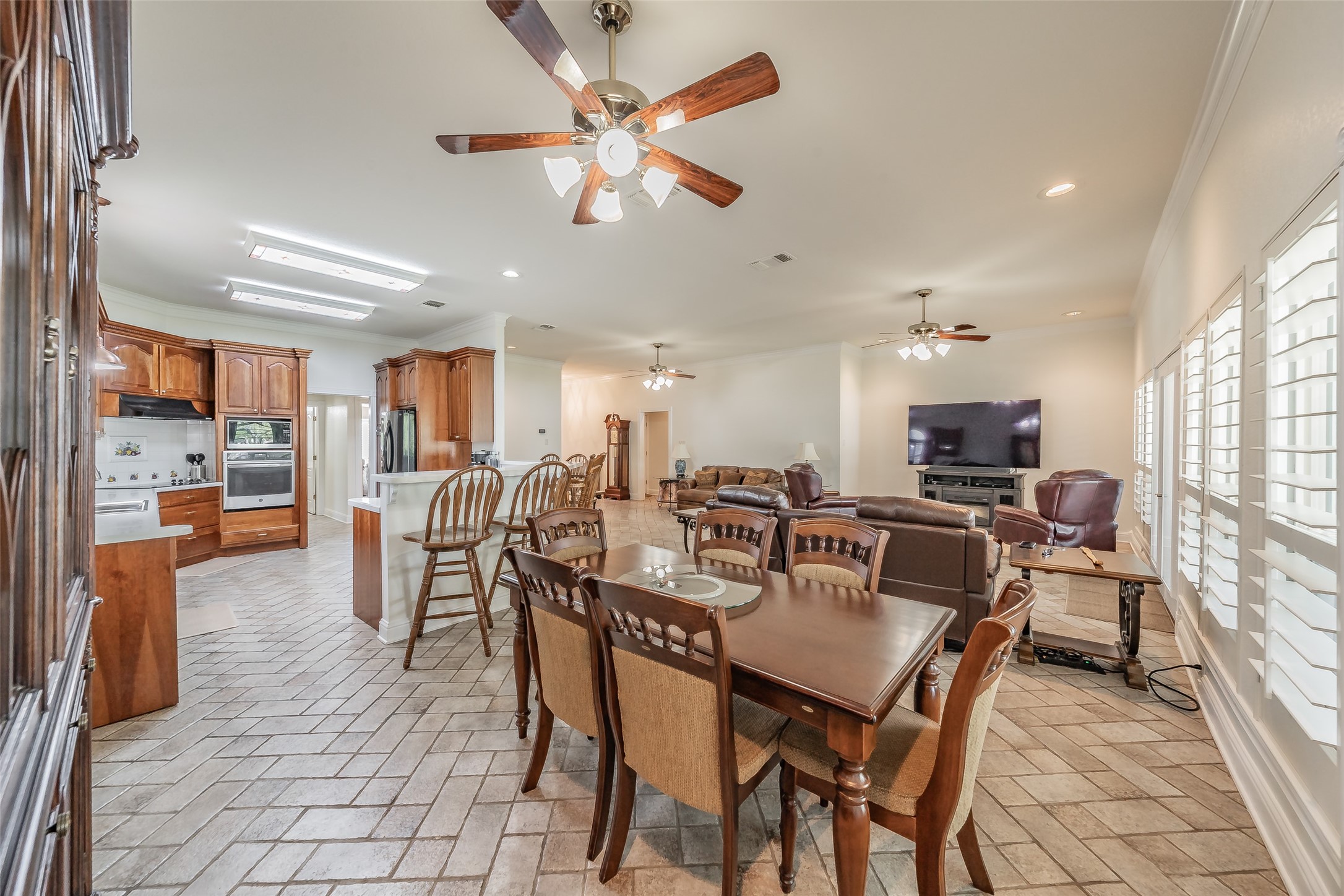 393 County Road 4874 Newark TX 76071