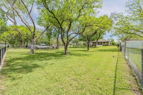 393 County Road 4874 Newark TX 76071