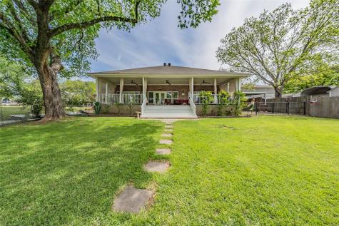 393 County Road 4874 Newark TX 76071