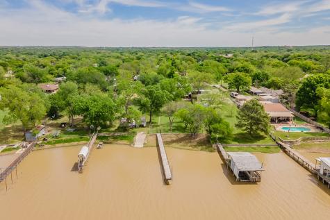 393 County Road 4874 Newark TX 76071
