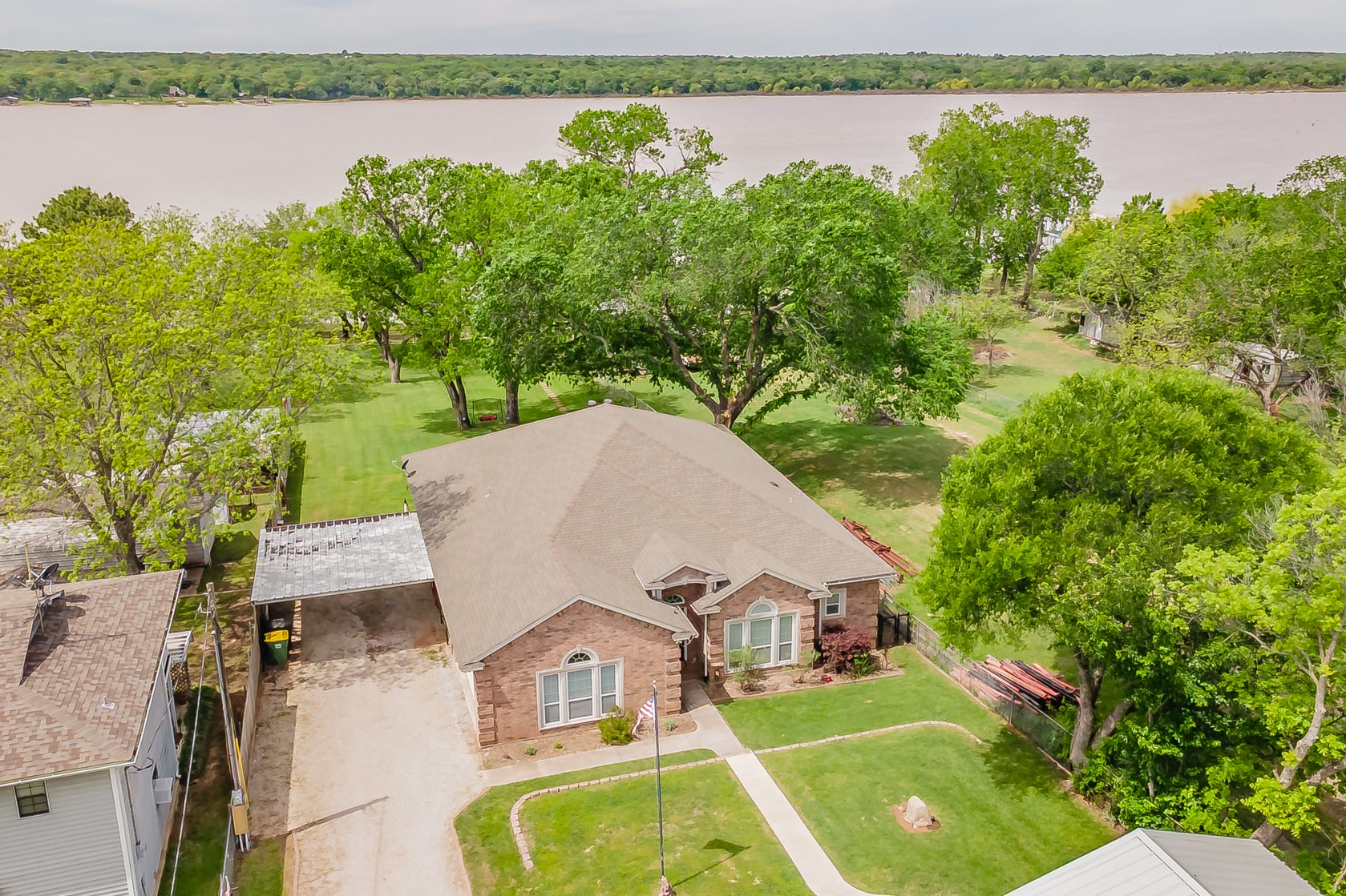 393 County Road 4874 Newark TX 76071