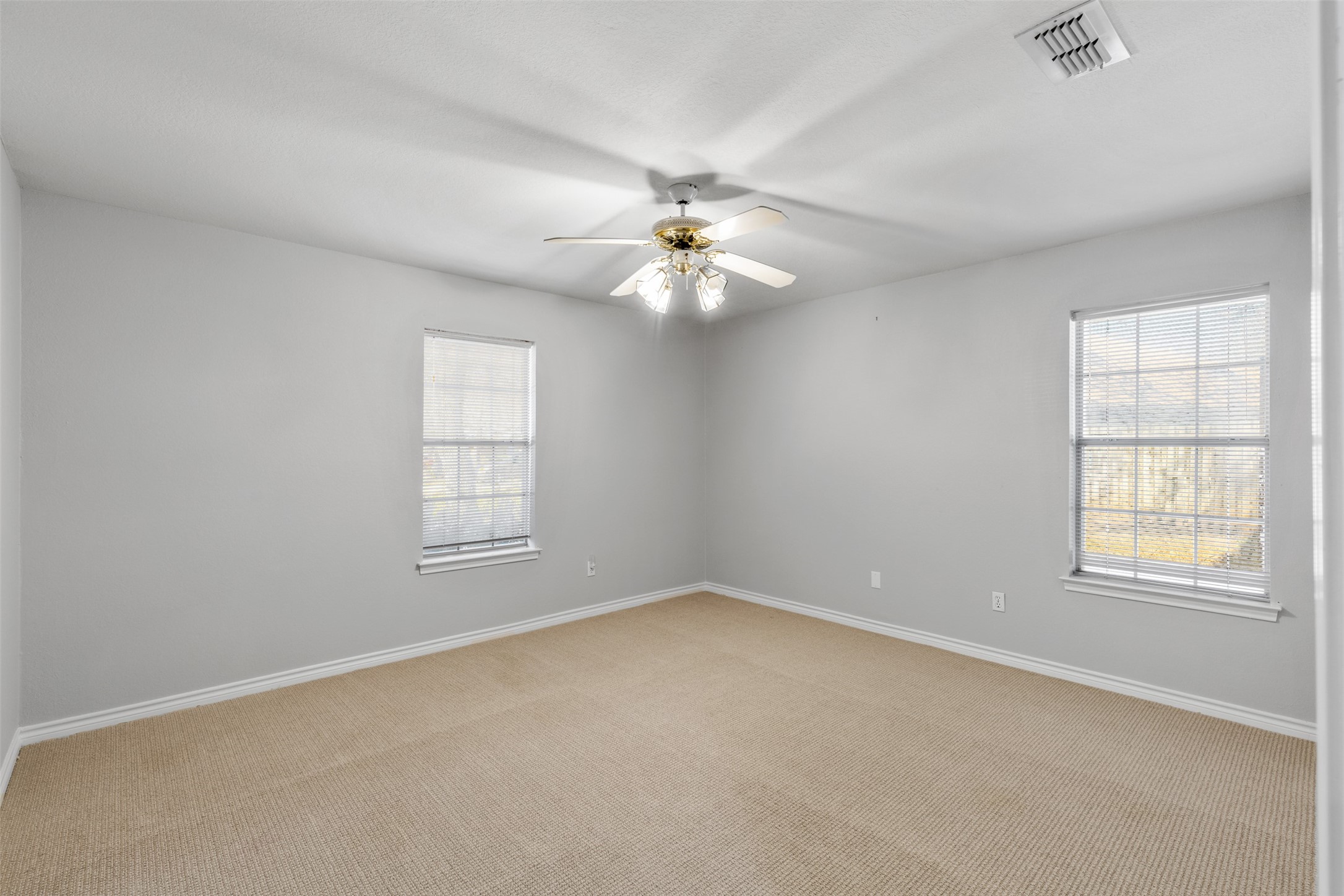 3906 Cimmaron Trail Granbury TX 76049