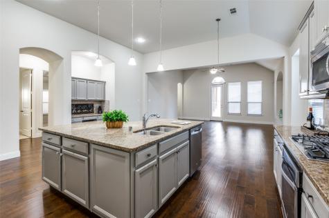 409 Mossy Rock Drive Mckinney TX 75071