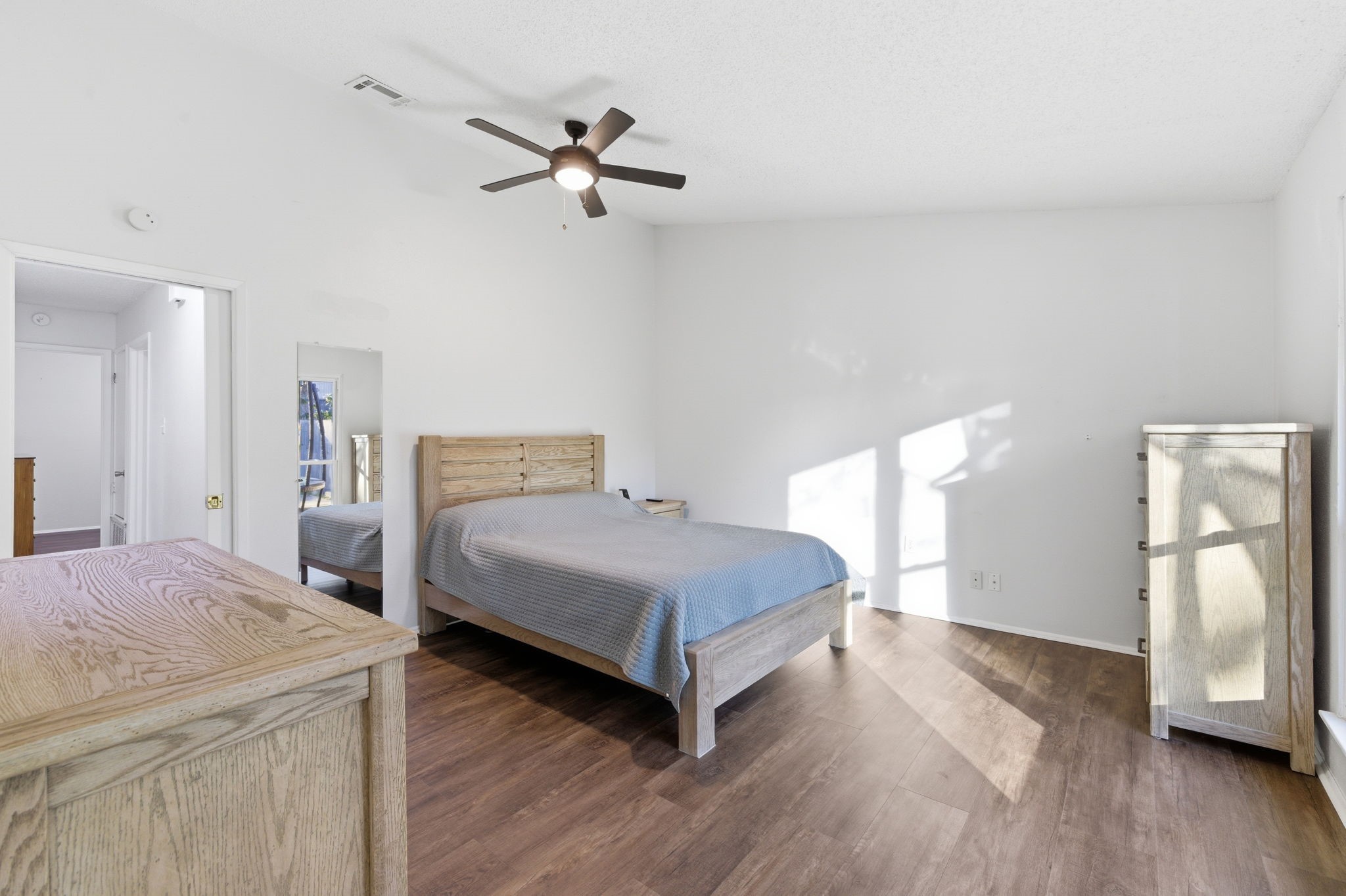 5914 Freemans Farm Street San Antonio TX 78233