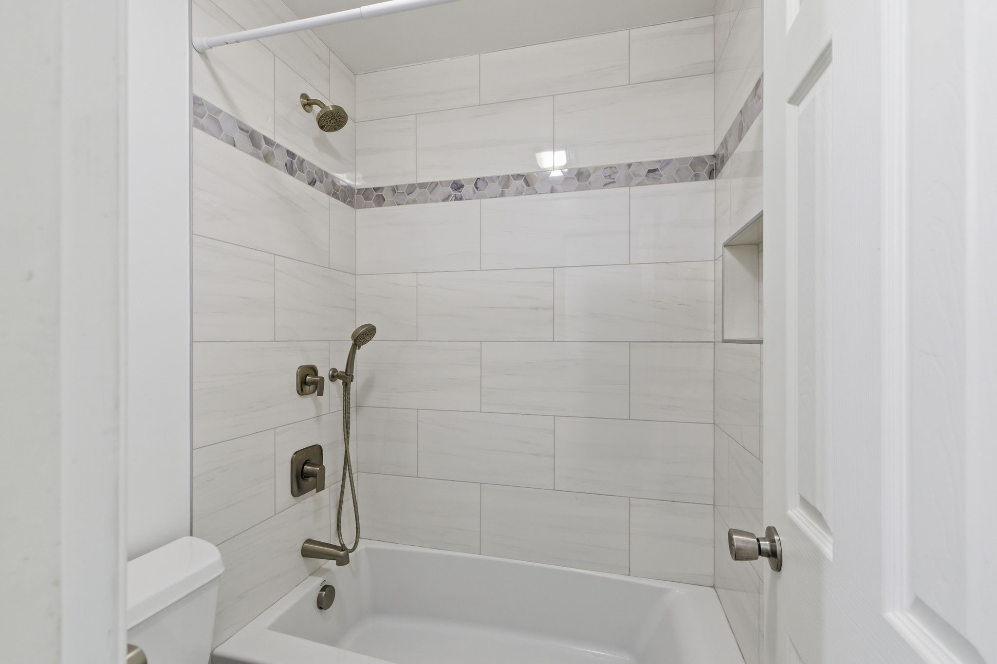 5914 Freemans Farm Street San Antonio TX 78233