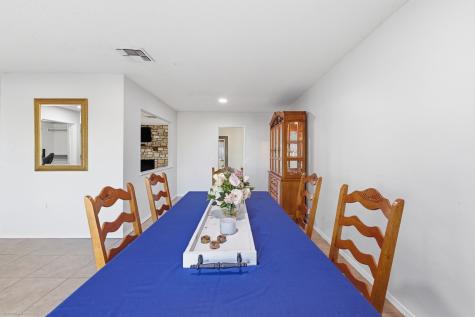 5914 Freemans Farm Street San Antonio TX 78233