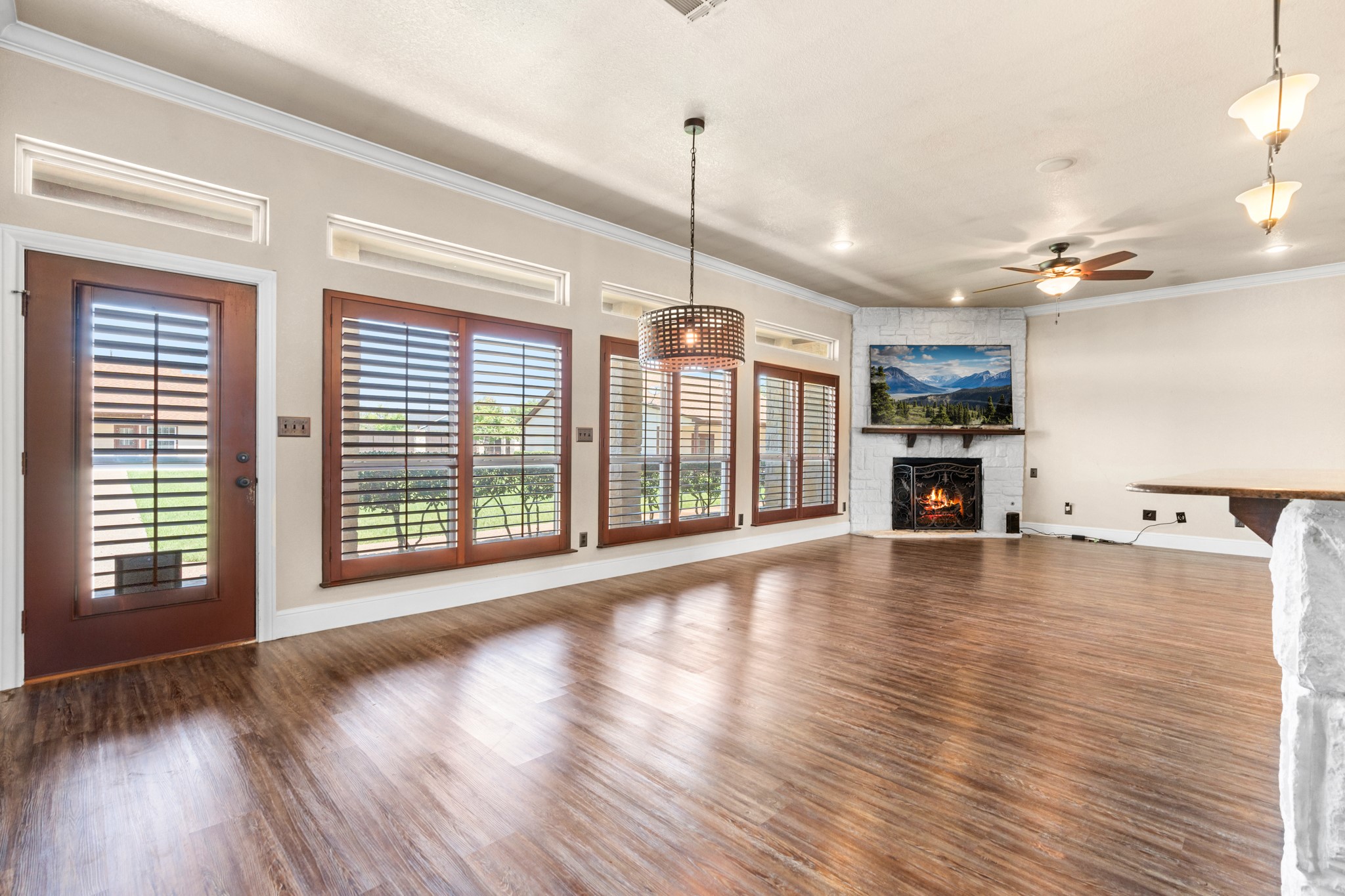 400 E Spurgeon Street Itasca TX 76055