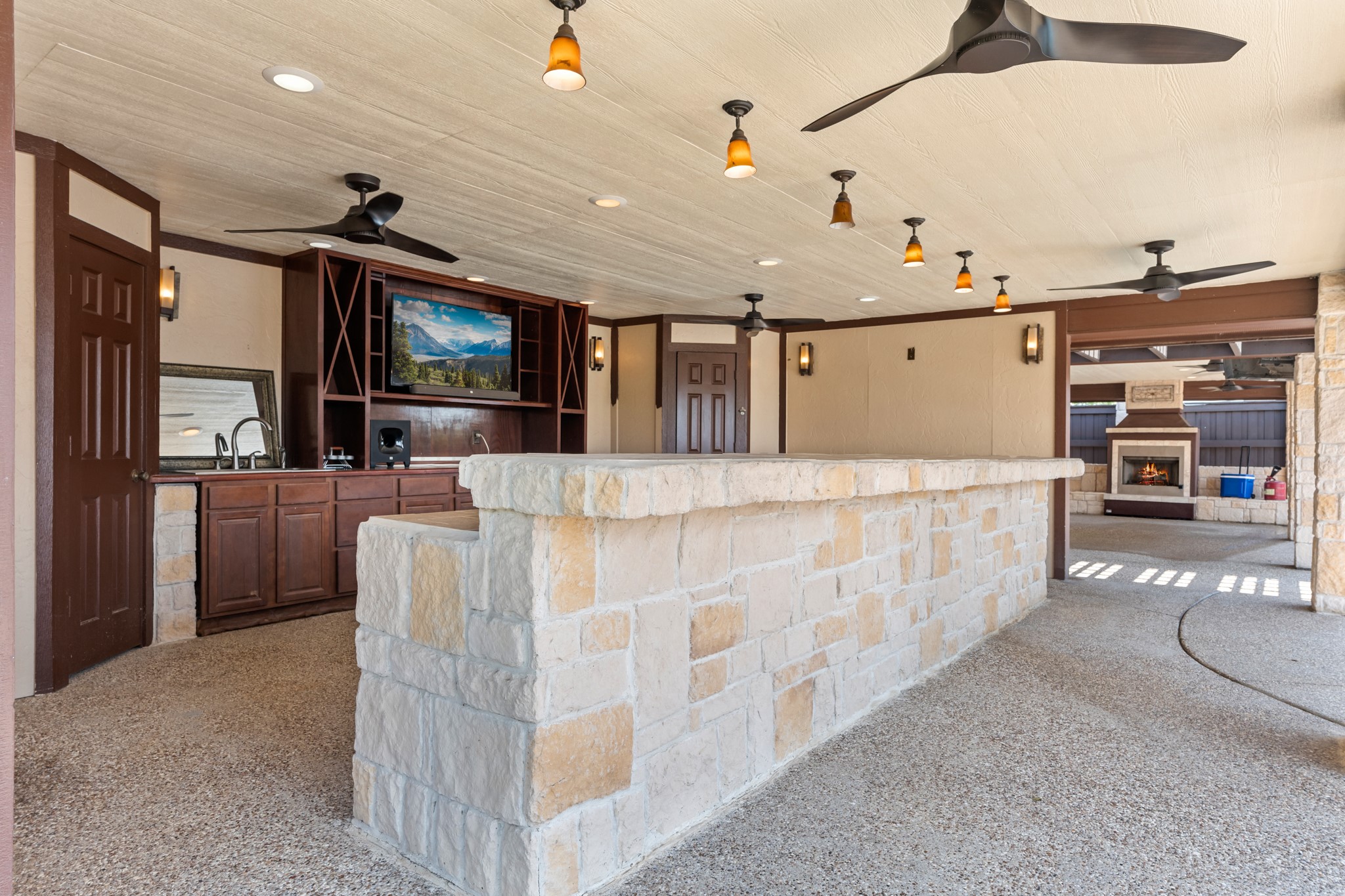 400 E Spurgeon Street Itasca TX 76055
