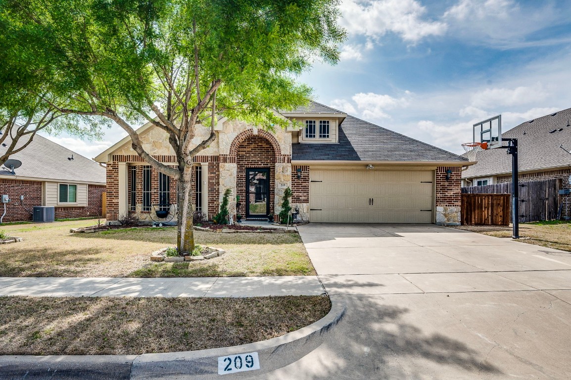 209 Briarstone Drive Alvarado TX 76009