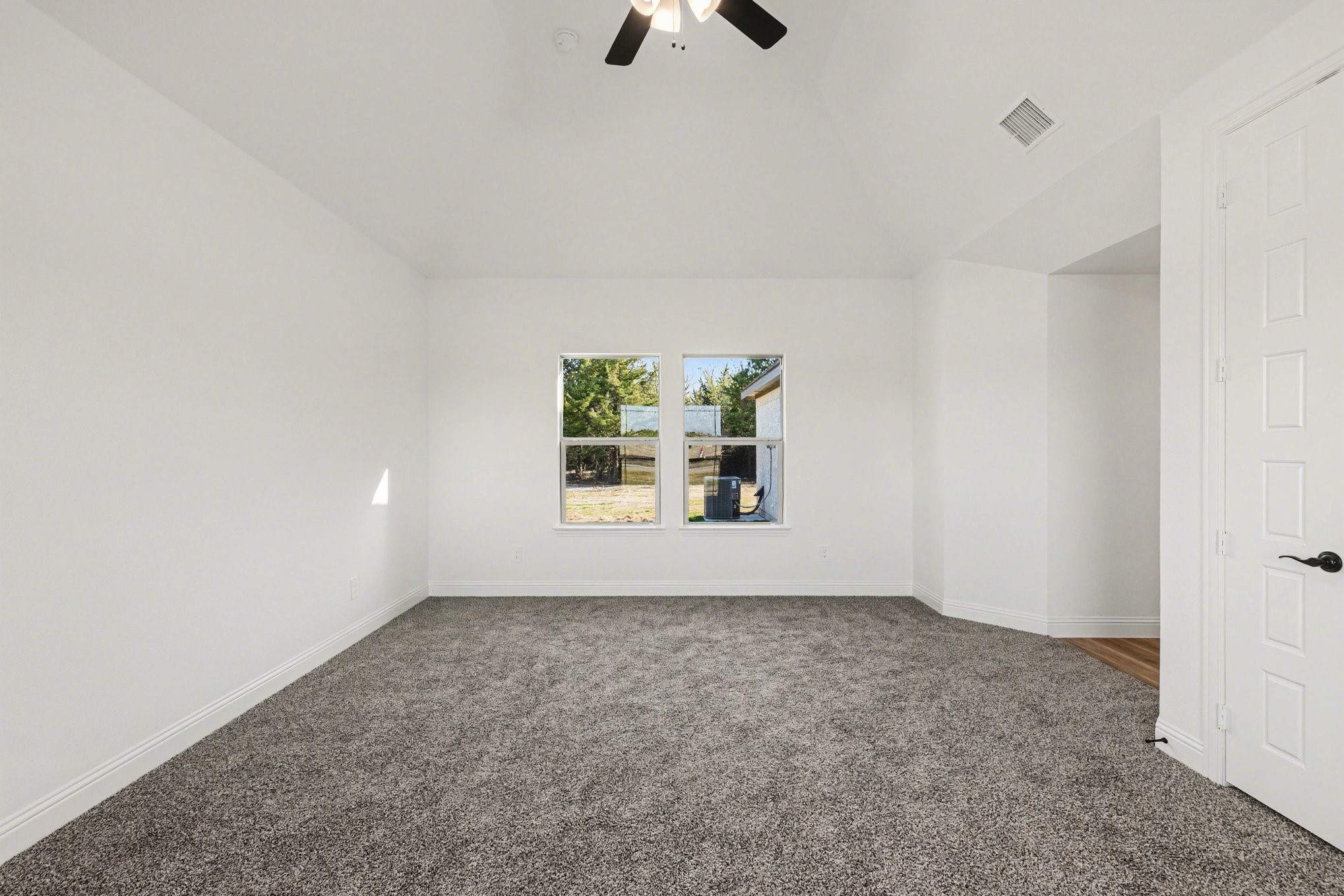 7040 Southrock Drive Midlothian TX 76065