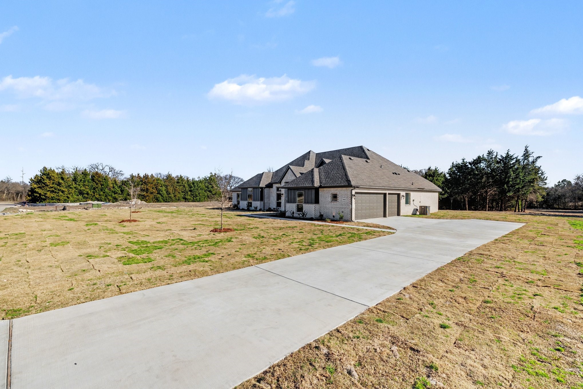 7040 Southrock Drive Midlothian TX 76065