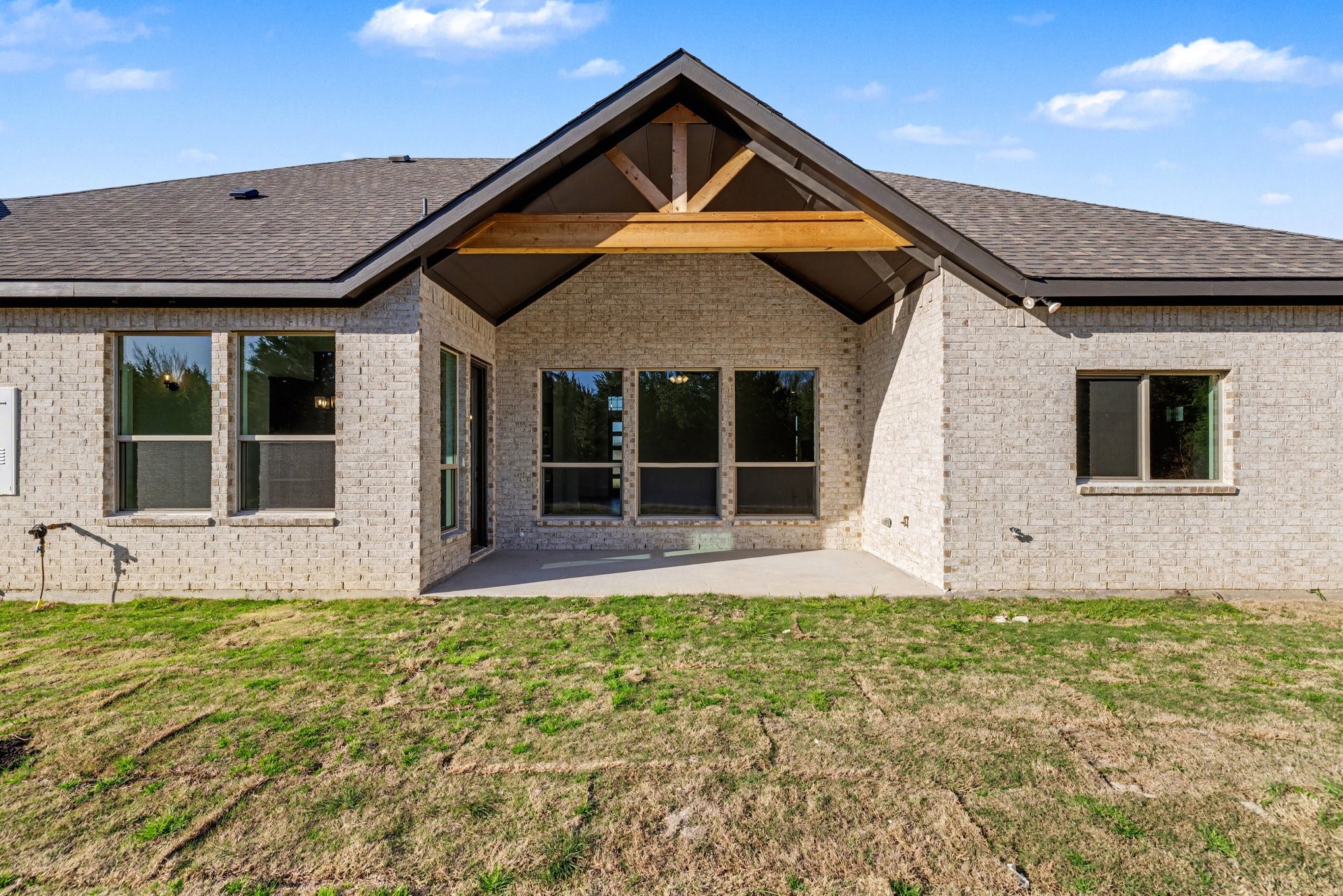 7040 Southrock Drive Midlothian TX 76065