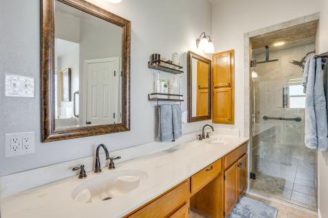 2533 Brandon Lane Burleson TX 76028