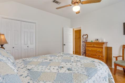 2533 Brandon Lane Burleson TX 76028