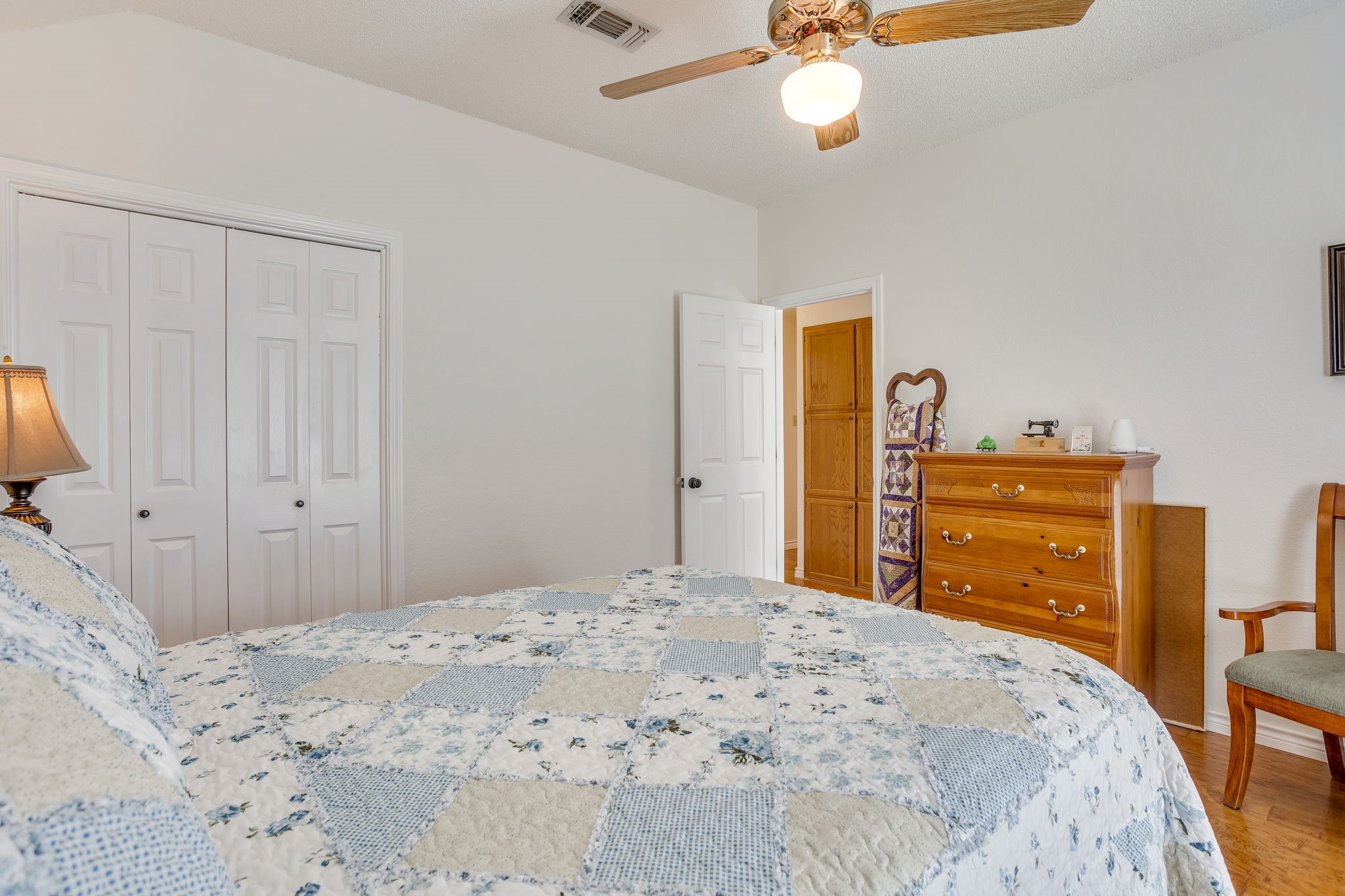 2533 Brandon Lane Burleson TX 76028