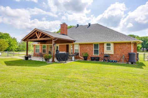 2533 Brandon Lane Burleson TX 76028