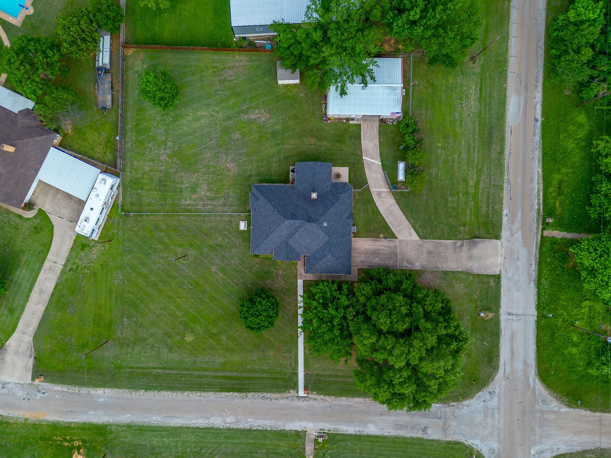 2533 Brandon Lane Burleson TX 76028