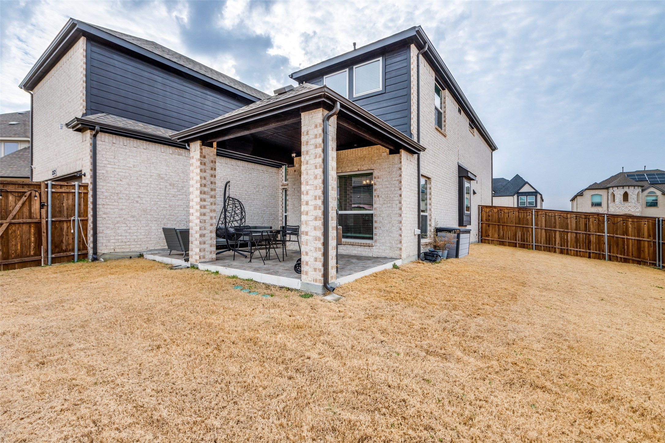 1352 Peregrine Trail Frisco TX 75036