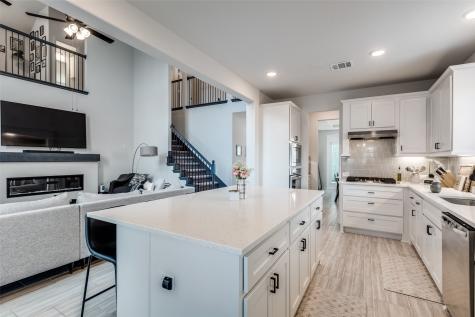 1352 Peregrine Trail Frisco TX 75036
