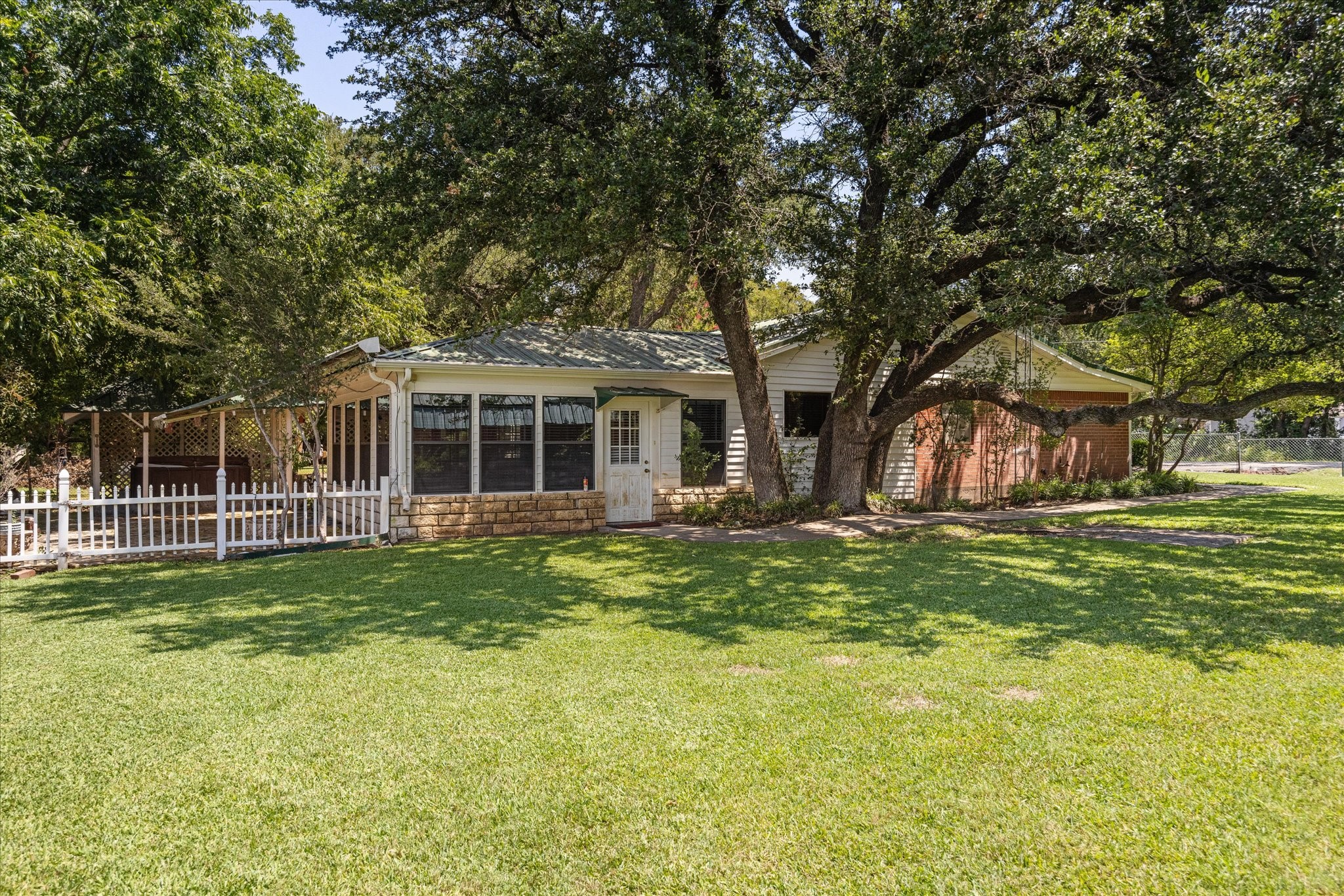 246 Comanche Trail Weatherford TX 76087