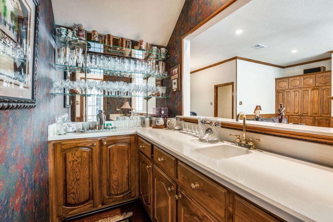 5140 Quail Lake Drive Dallas TX 75287