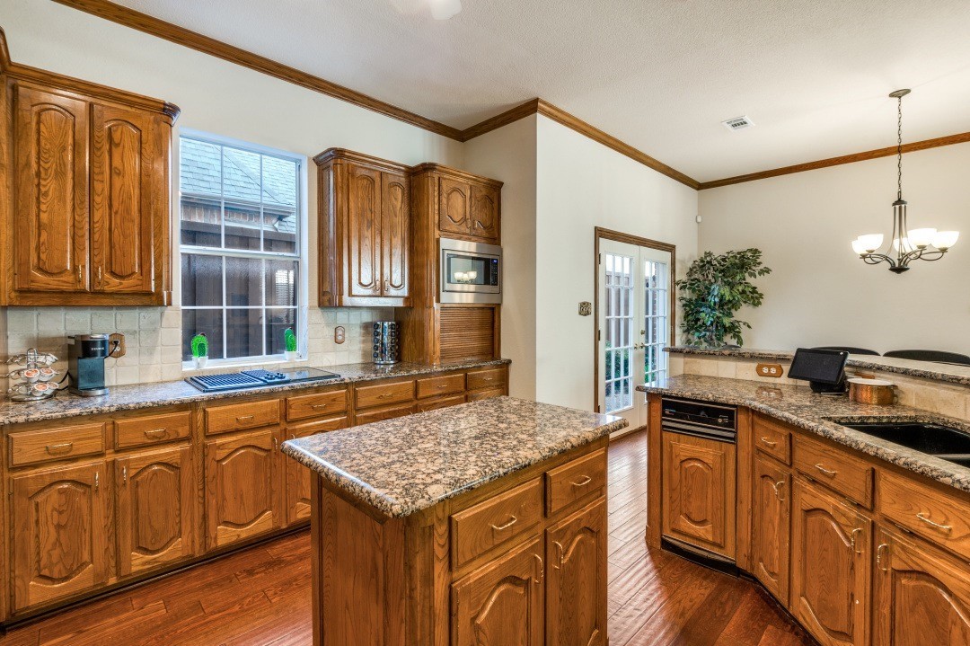 5140 Quail Lake Drive Dallas TX 75287