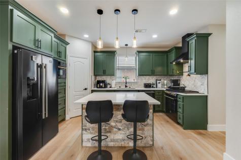 472 Round Rock Road Cedar Hill TX 75104