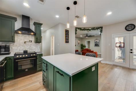 472 Round Rock Road Cedar Hill TX 75104