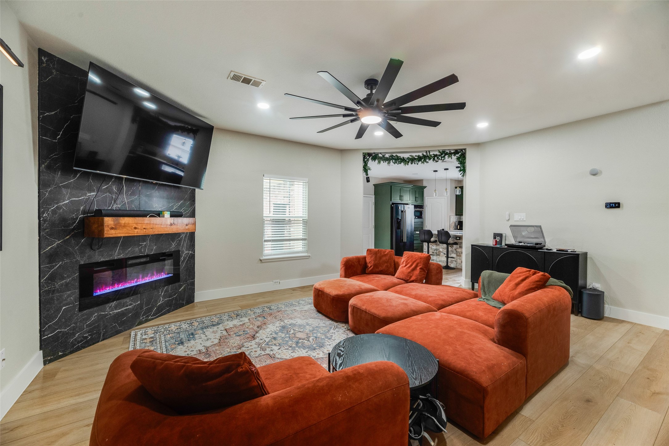 472 Round Rock Road Cedar Hill TX 75104