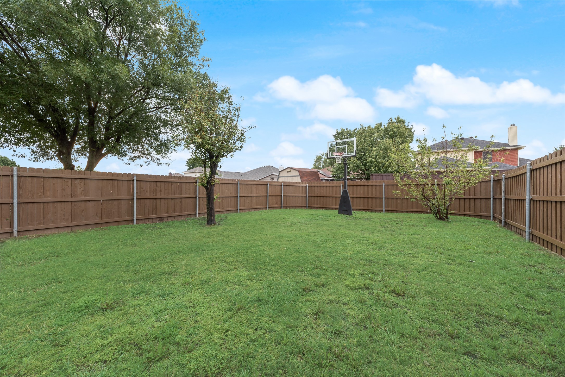 472 Round Rock Road Cedar Hill TX 75104