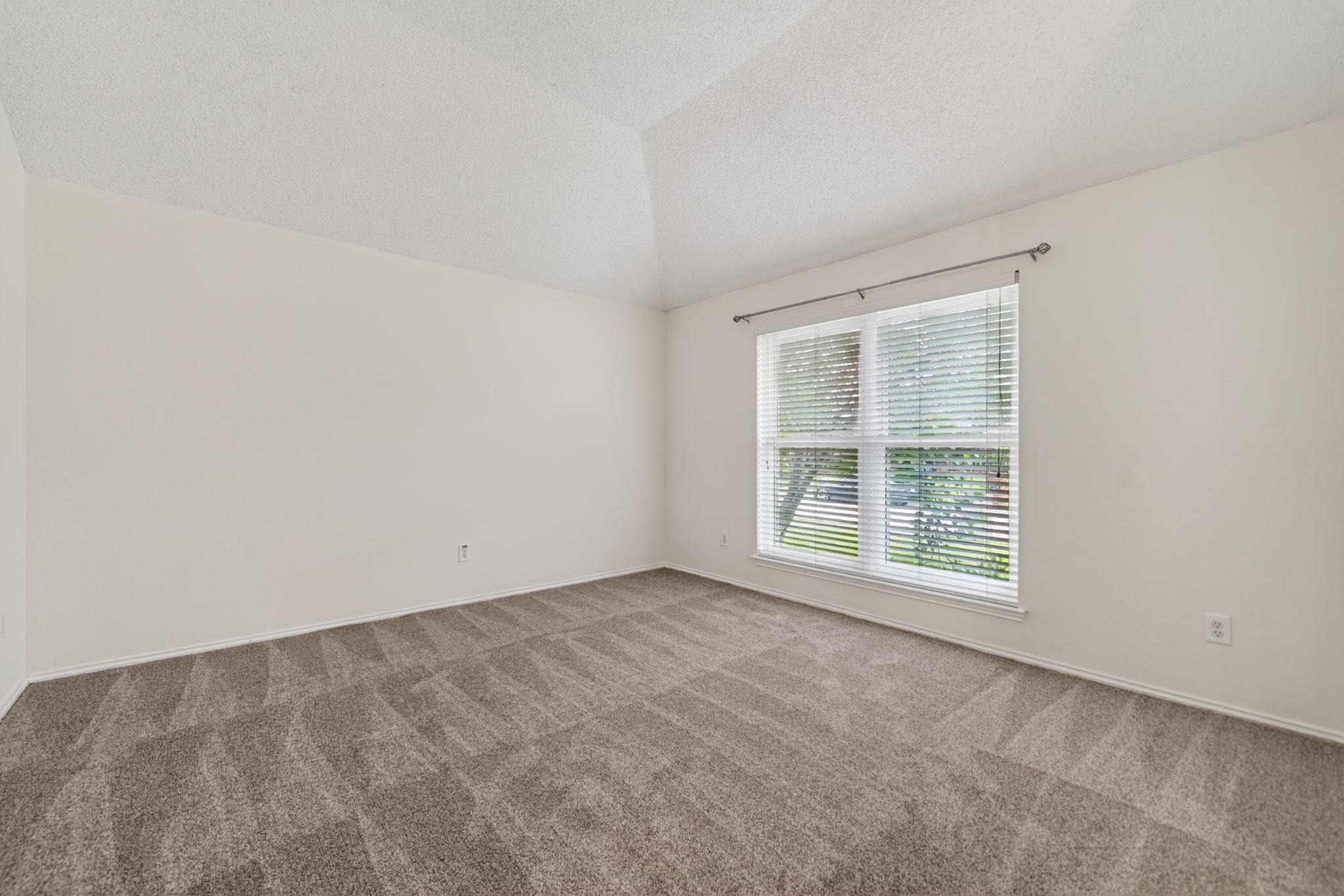 2505 Ash Creek Mesquite TX 75181