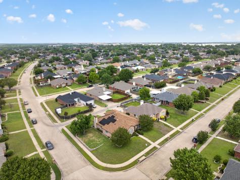 2505 Ash Creek Mesquite TX 75181