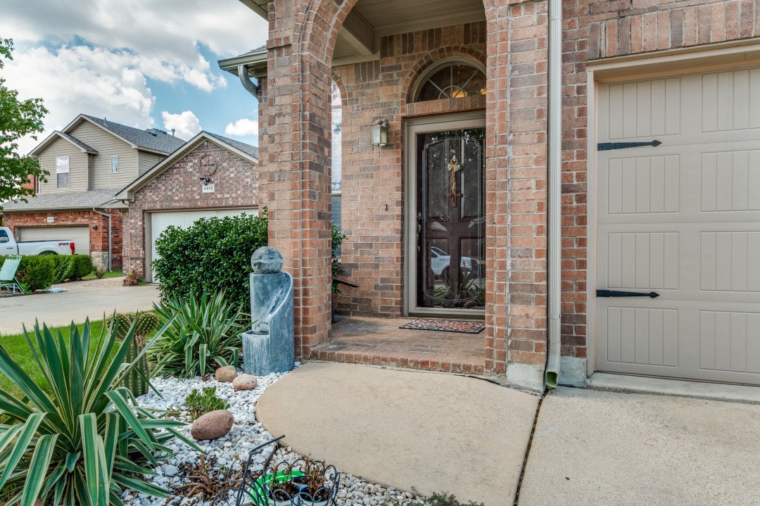 5017 Britton Ridge Lane Fort Worth TX 76179
