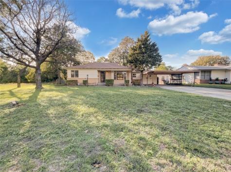 933 Troy Court River Oaks TX 76114