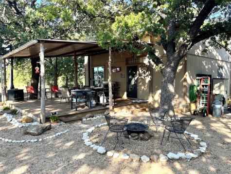 207 County Road 125 Comanche TX 76442