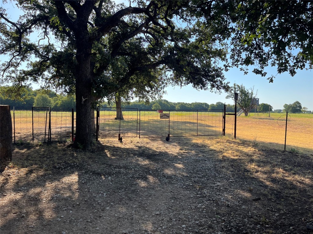207 County Road 125 Comanche TX 76442