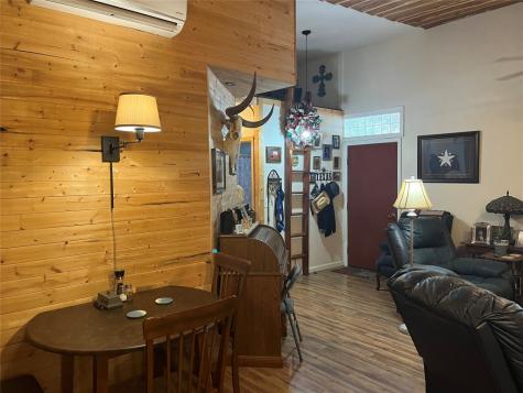 207 County Road 125 Comanche TX 76442