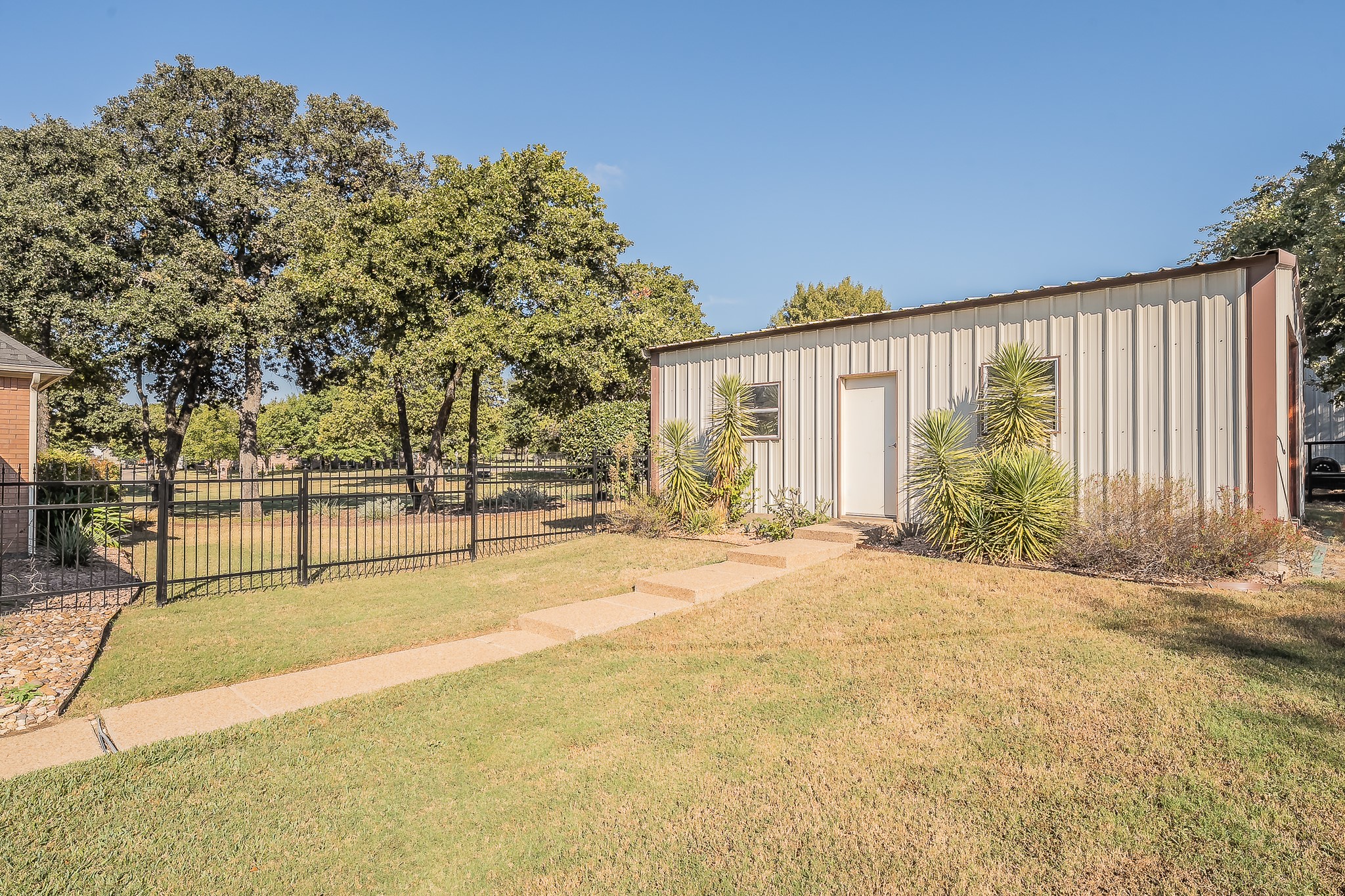 225 Sherry Lane Burleson TX 76028