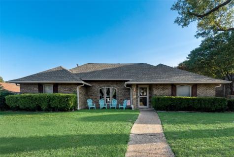 1932 Kensington Drive Carrollton TX 75007