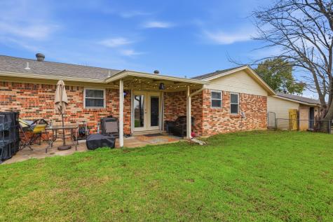 1813 Arkansas Street Gainesville TX 76240