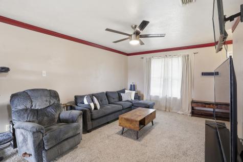 1813 Arkansas Street Gainesville TX 76240