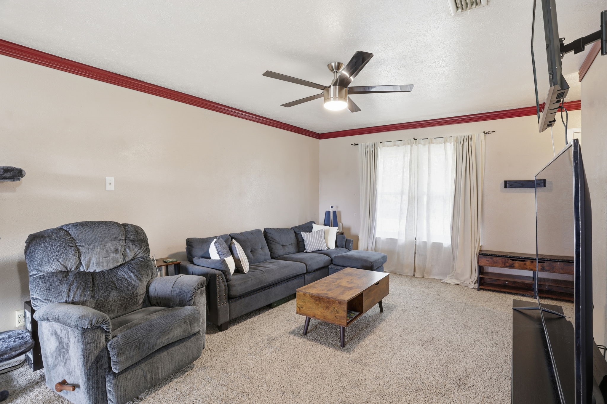 1813 Arkansas Street Gainesville TX 76240