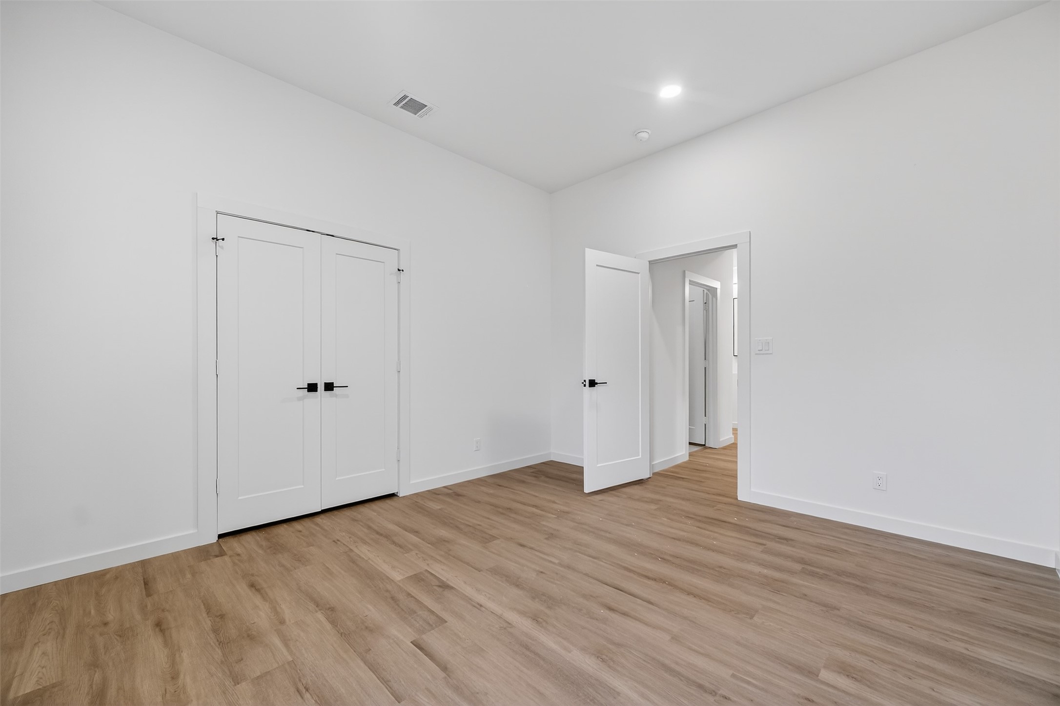 555 Burrell Drive Dallas TX 75232