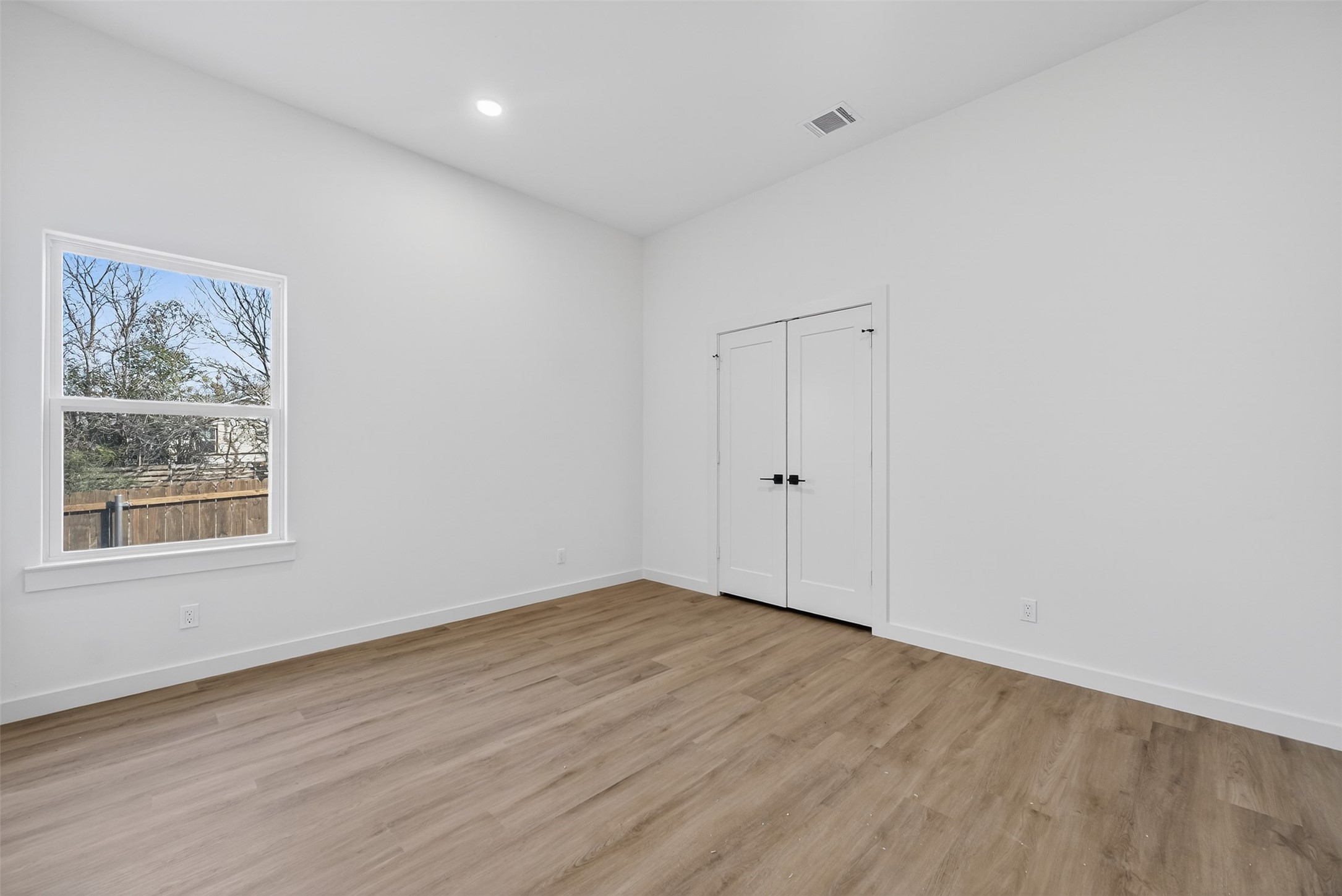 555 Burrell Drive Dallas TX 75232