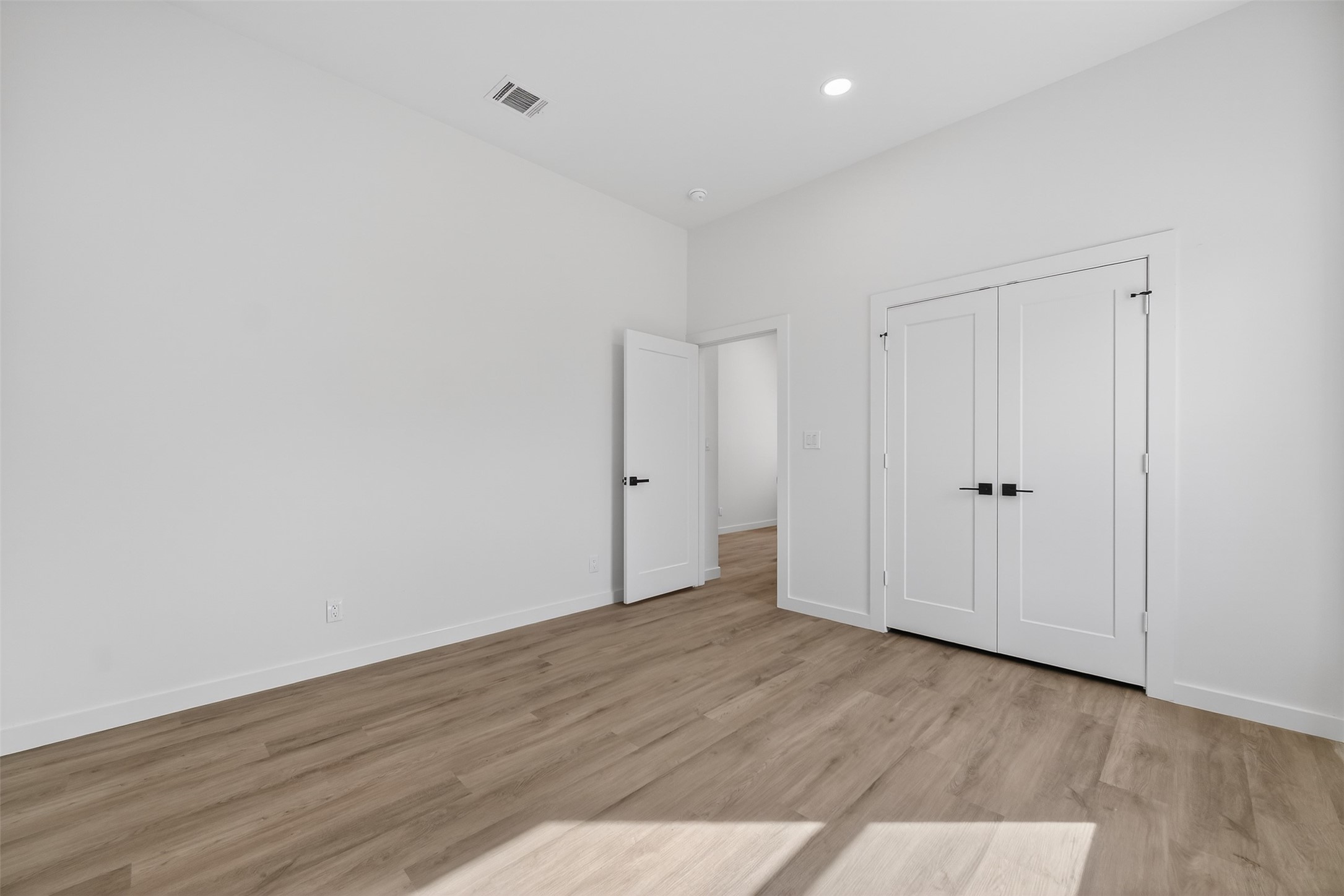 555 Burrell Drive Dallas TX 75232