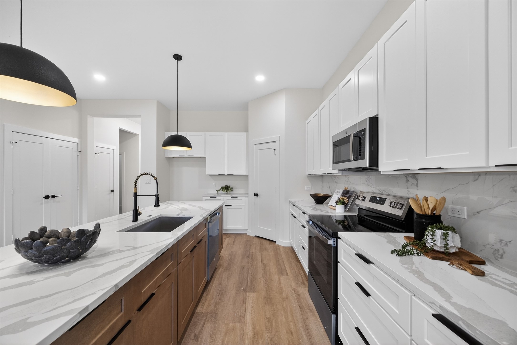 555 Burrell Drive Dallas TX 75232
