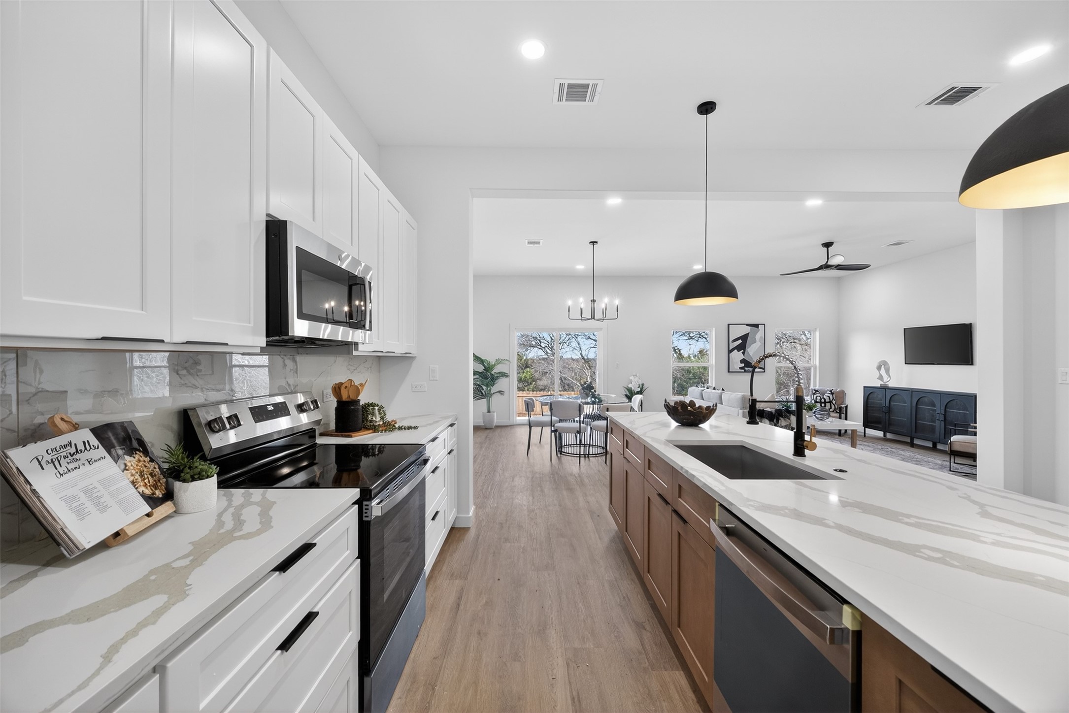 555 Burrell Drive Dallas TX 75232