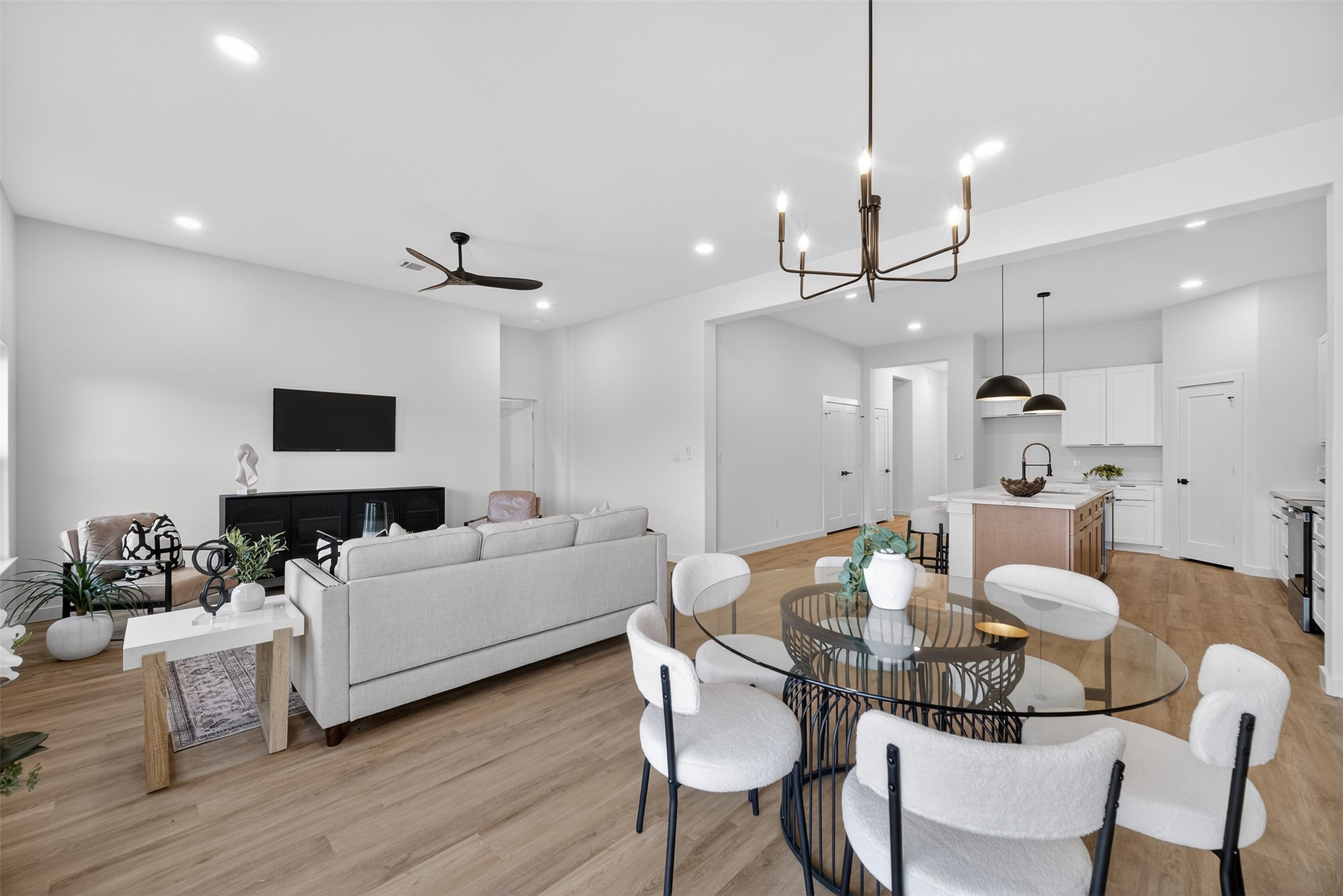555 Burrell Drive Dallas TX 75232